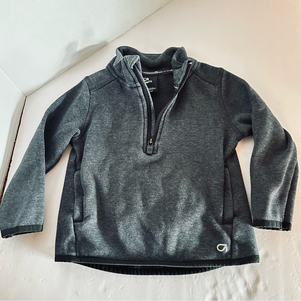 Gap Fit Sweatshirt Size 3T, Fleece Grey and Black. 1/4 zip pullover